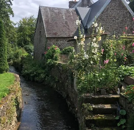 Chez Pauline, Gavray. House With Secure Parking, Wi-fi & Garage. * Gavray-sur-Sienne